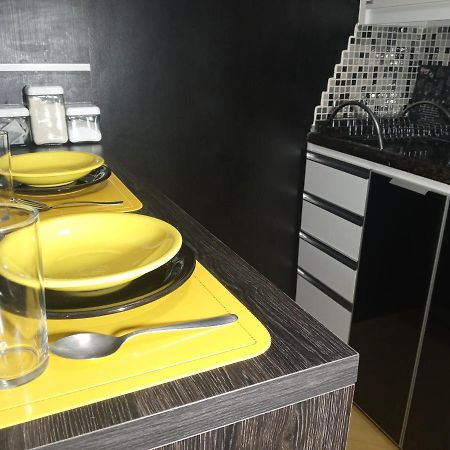 Apartamento Encantador Em 쿠리치바 외부 사진